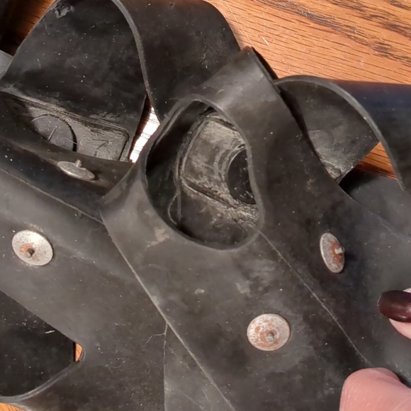 COPY - Ice Trekker Over Shoe Spikes - Picture 6 of 6